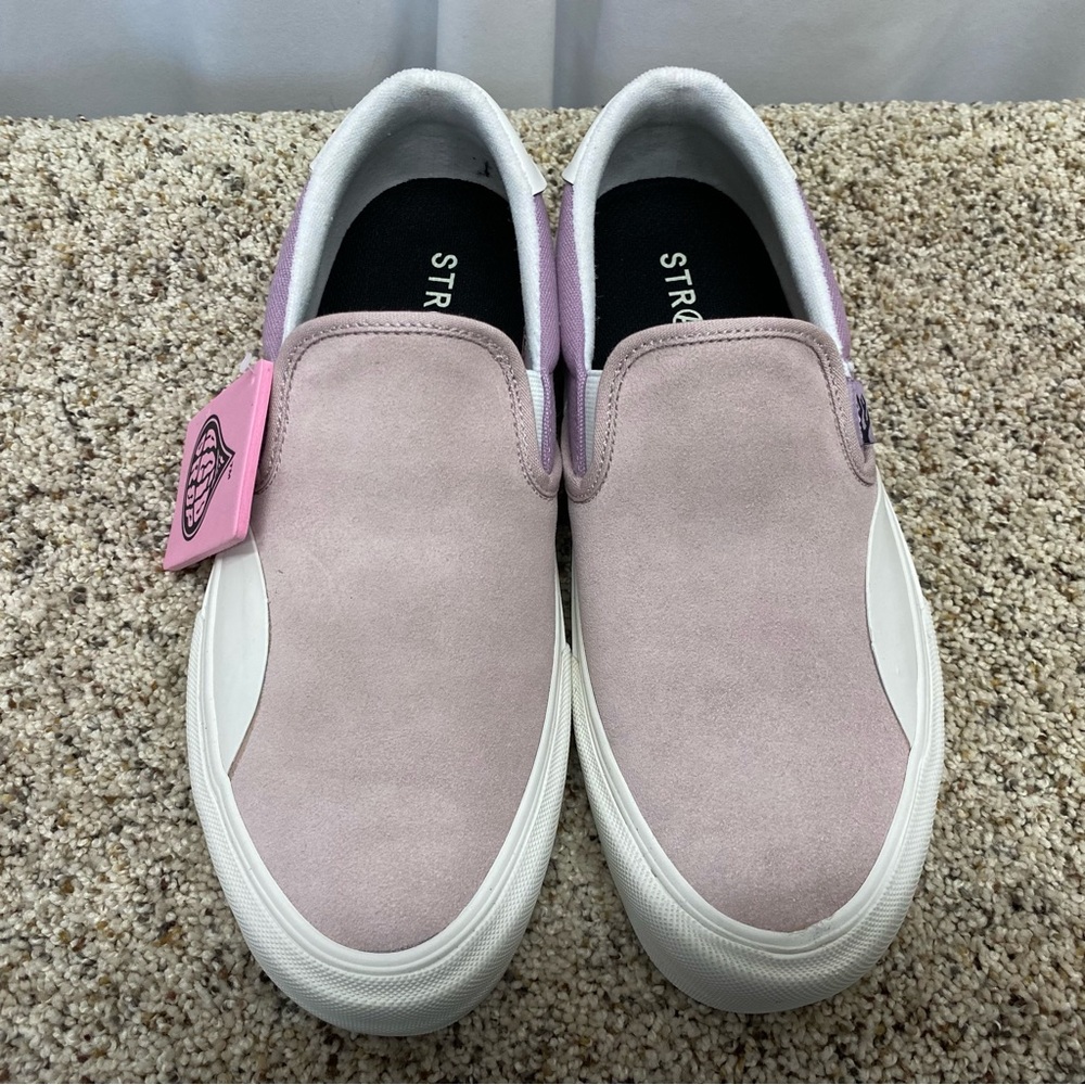Straye Womens slip on shoes 11.5 Ventura XR blush lavender cream suede